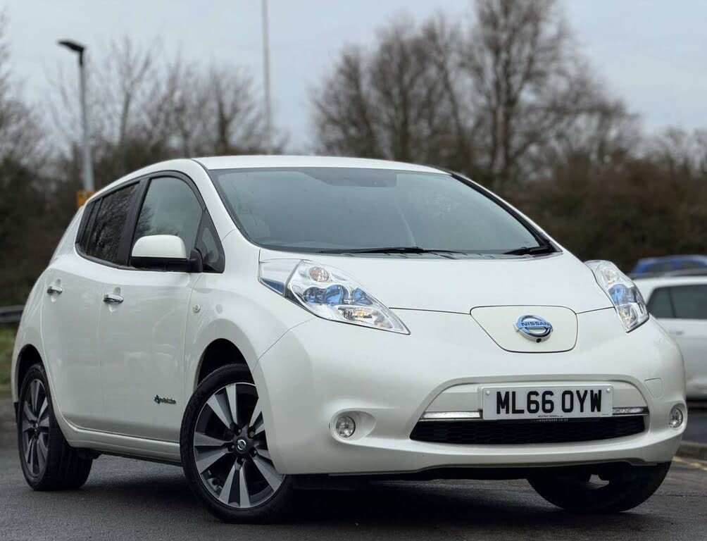 2016 Nissan Leaf E Tekna (30kWh)