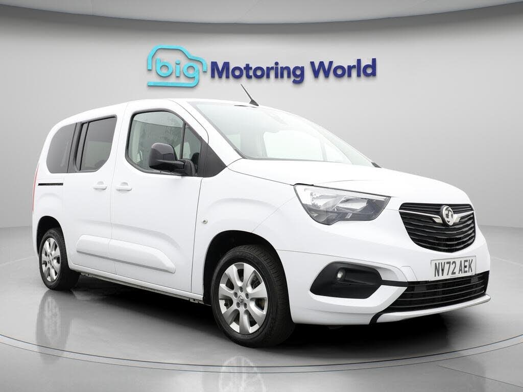 2022 Vauxhall Combo Life E SE