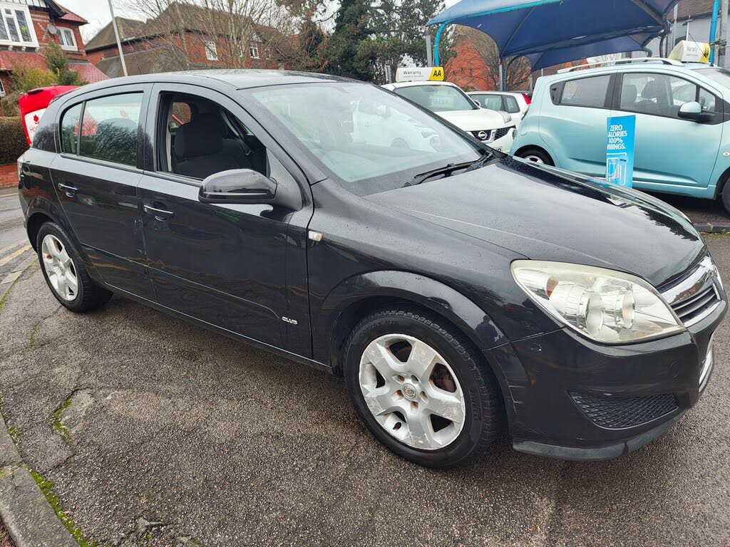 2008 Vauxhall Astra 1.8 Club 16v Hatchback auto