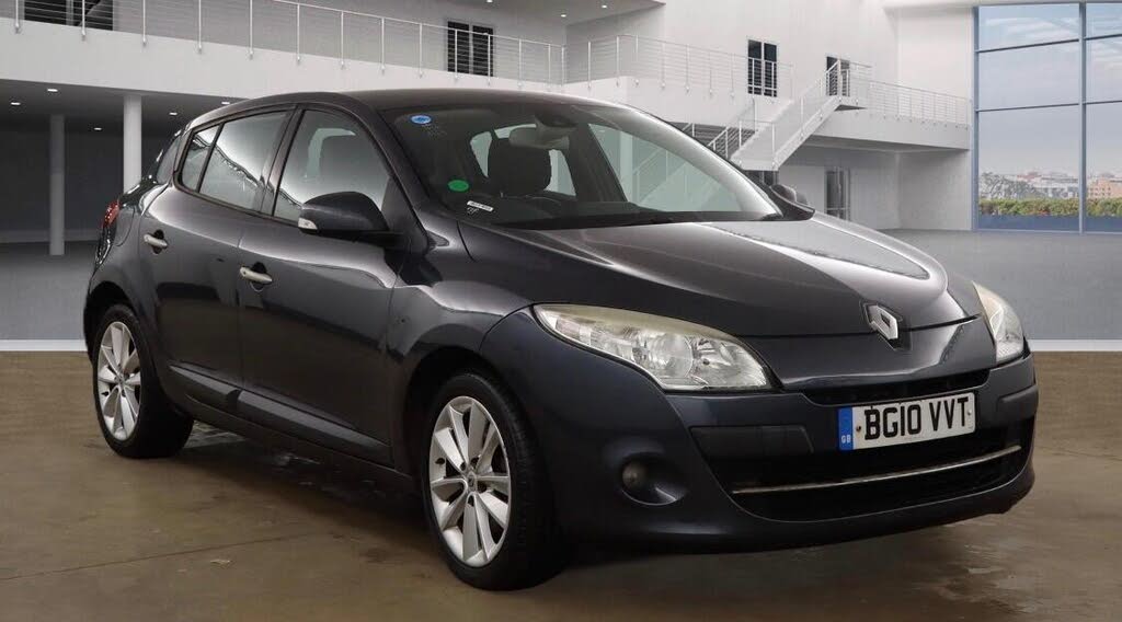 2010 Renault Megane 2.0TD Privilege Tom Tom (150bhp) Hatchback 5d auto