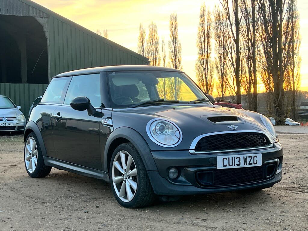 2013 MINI Mini 2.0TD Cooper SD (143bhp) (Sport Chili) Hatchback 3d