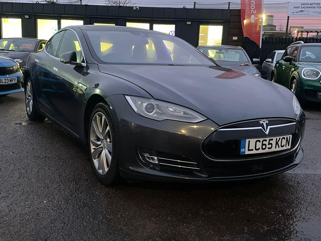 2015 Tesla Model S E 85D (Nav)