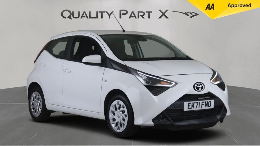 2021 Toyota AYGO 1.0 VVT-i x-play (TSS)
