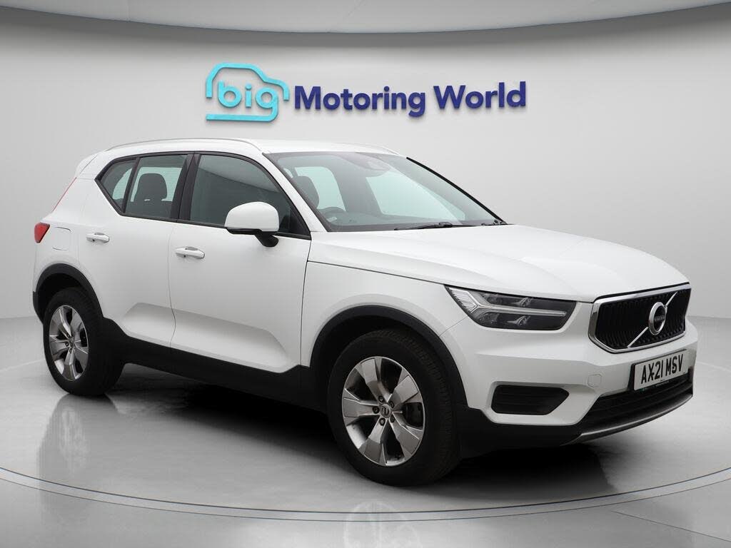 2021 Volvo XC40 1.5 T3 Momentum (161bhp)