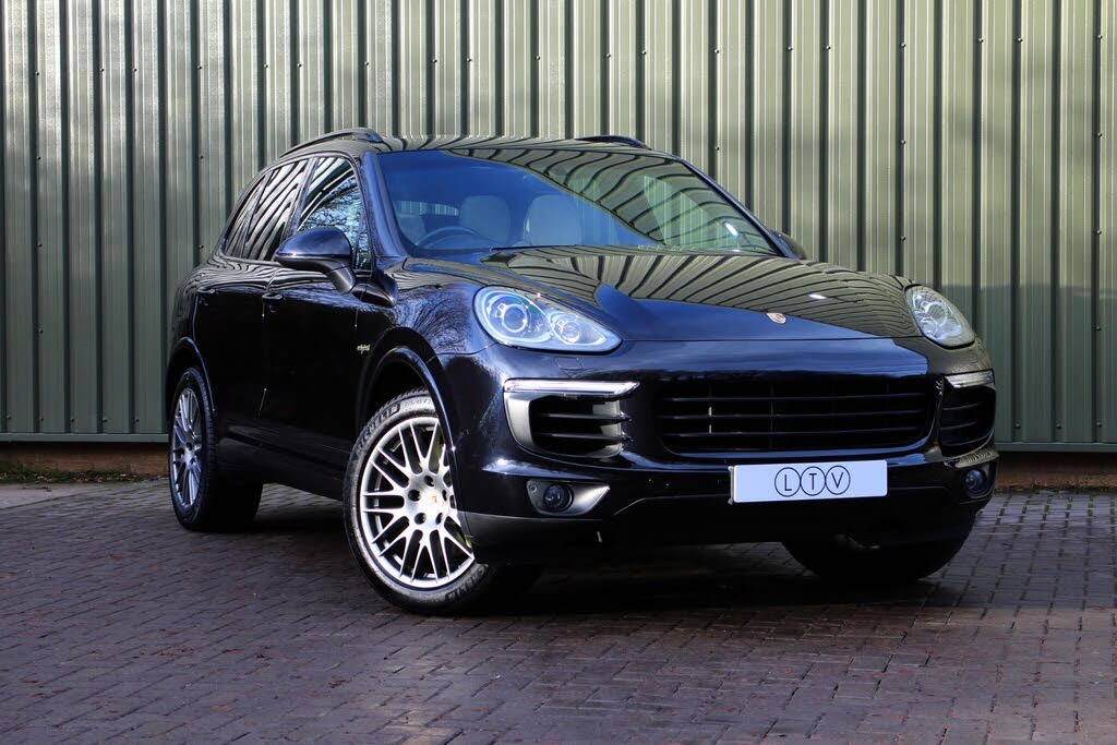 2016 Porsche Cayenne 3.0 S E-Hybrid Platinum Edition