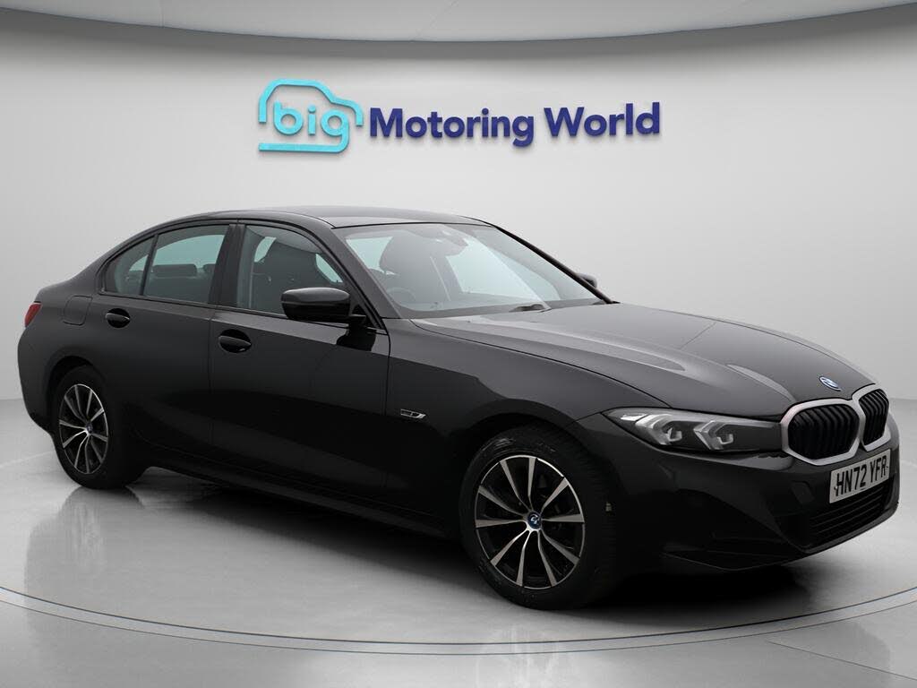 2022 BMW 3 Series 2.0 330e Sport Saloon 4d