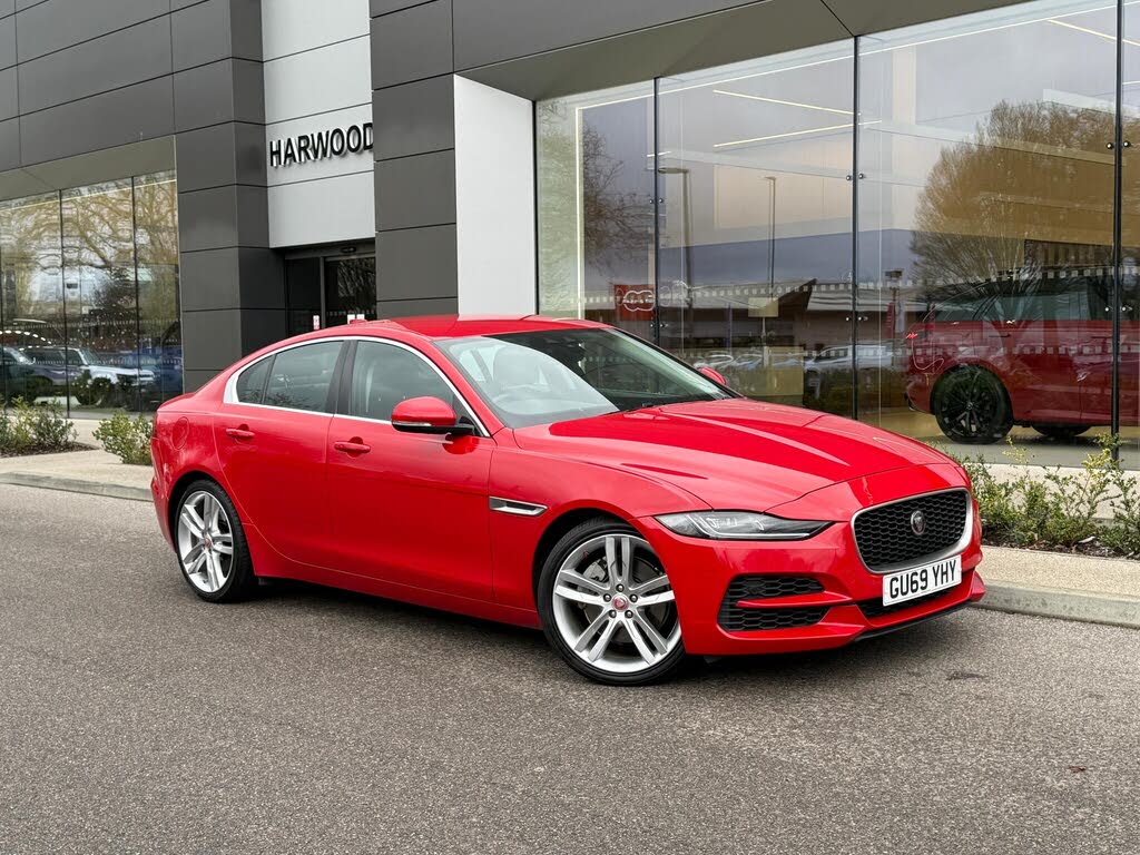 2019 Jaguar XE 2.0i HSE (250ps)