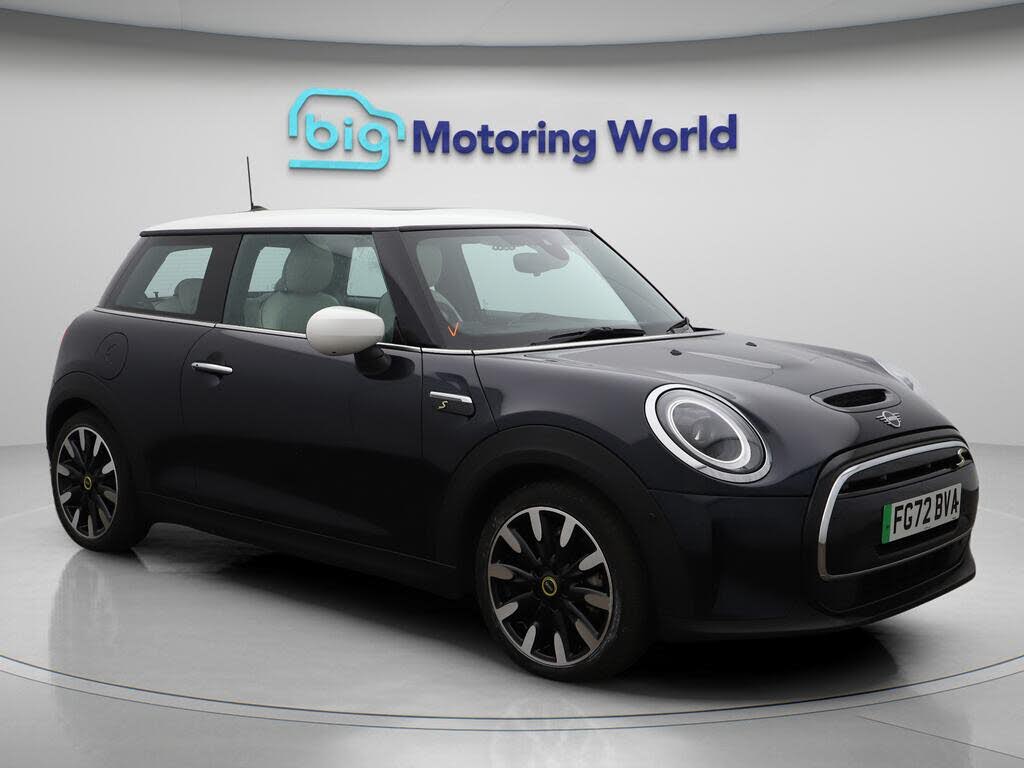 2022 MINI Cooper E Cooper S 3)
