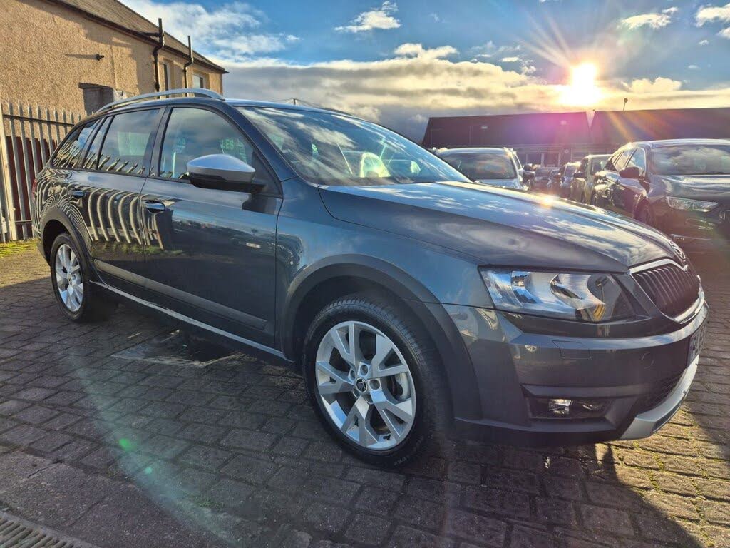 2016 Skoda Octavia 2.0TDI Scout (184ps) DSG