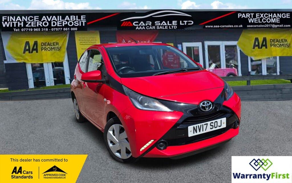 2017 Toyota AYGO 1.0 VVT-i x-play (71bhp) 5d
