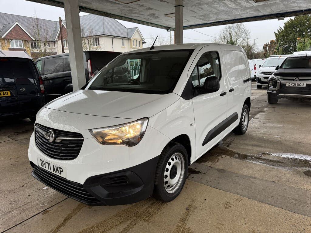 2021 Vauxhall Combo 1.5CDTi Dynamic 2300 (100PS)(EU6dT) L1H1 Panel