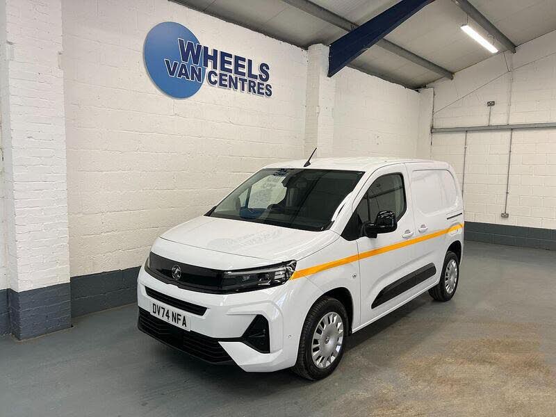 2024 Vauxhall Combo 1.5CDTi Pro (130PS)(Eu6d)