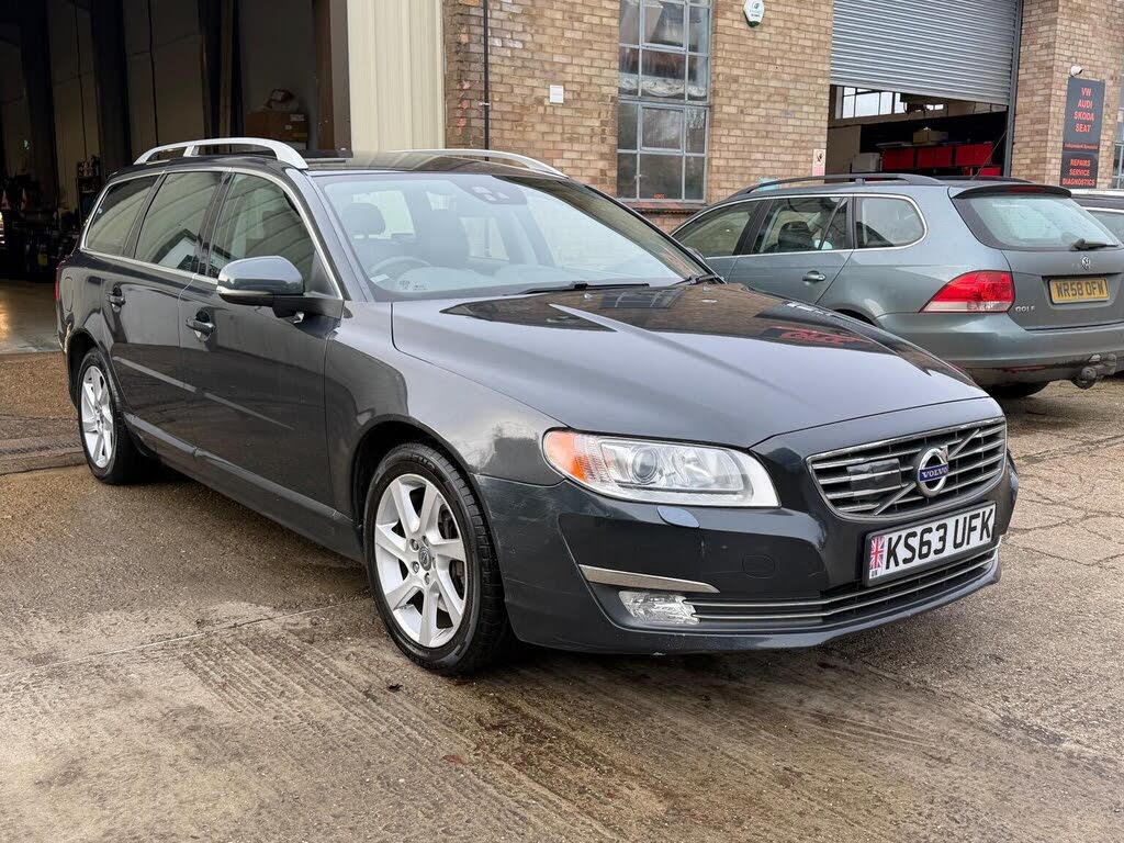 2013 Volvo V70 2.4TD D5 SE Lux Geartronic