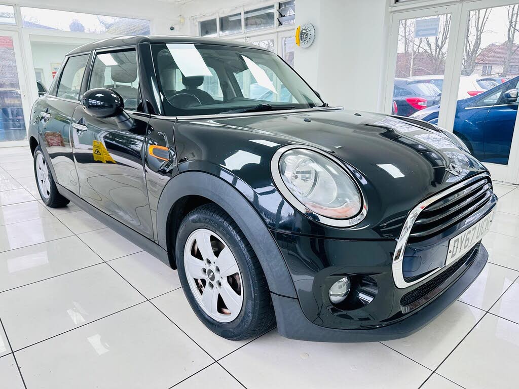 2017 MINI Mini 1.5TD Cooper D (s/s) Hatchback 5d