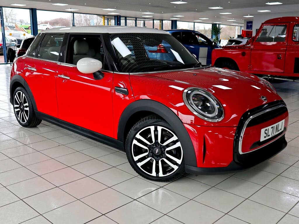 2021 MINI Mini 1.5 Cooper Exclusive Hatchback 5d