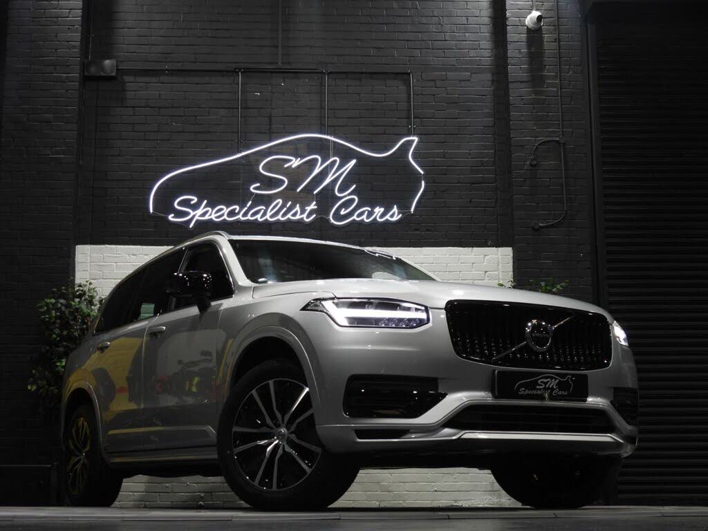 2021 Volvo XC90 2.0TD B5 Momentum