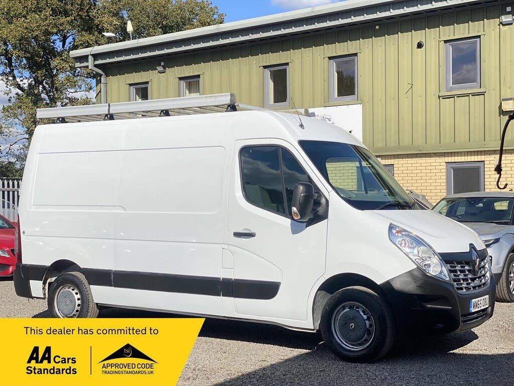 2015 Renault Master 2.3dCi MM35 135 Business Medium Roof Van