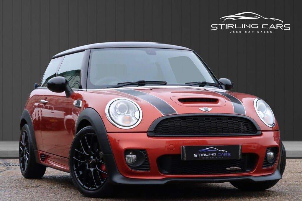 2010 MINI Mini 1.6 John Cooper Works Hatchback 3d