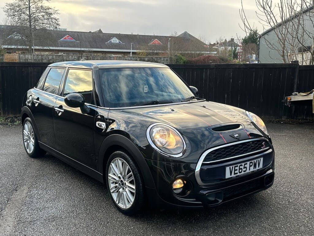 2015 MINI Mini 2.0 Cooper S 5d