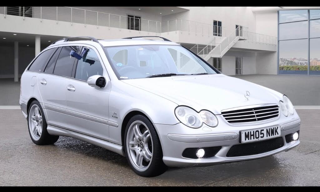 2005 Mercedes-Benz C-Class 5.4 C55 AMG Saloon 4d