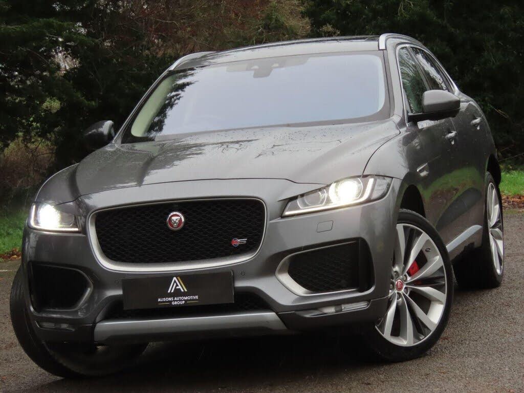 2017 Jaguar F-PACE 3.0 V6 S/C S 3.0