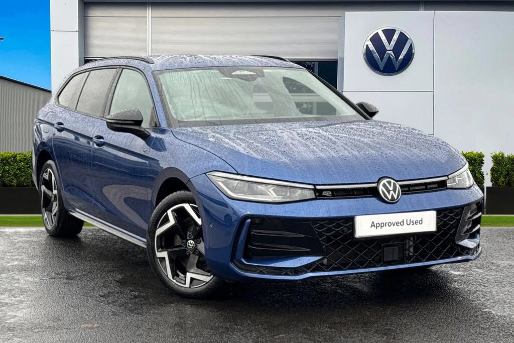 2025 Volkswagen Passat 1.5 TSI R-Line (204ps)