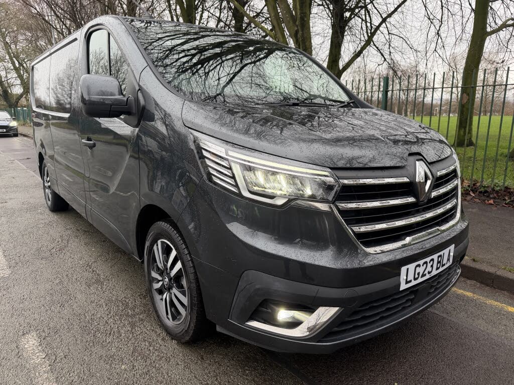 2023 Renault Trafic 2.0dCi LL30 170 Extra Sport (EU6d) Panel