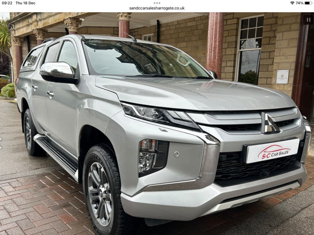 2020 Mitsubishi L200 2.2DI-D Barbarian X