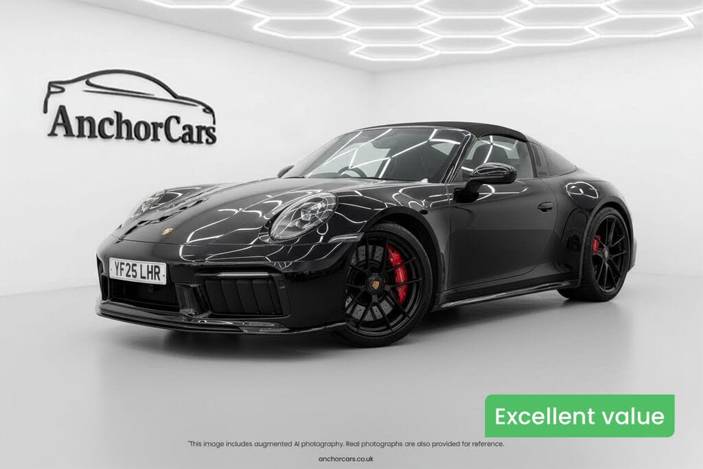 2025 Porsche 911 3.0 Targa 4 GTS (541ps) 3591cc PDK