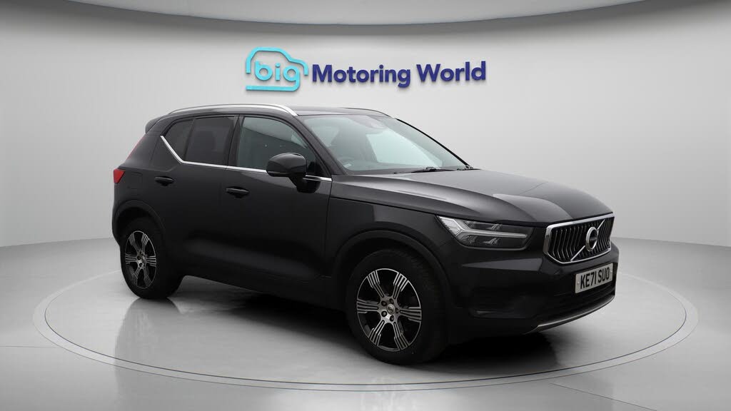2022 Volvo XC40 2.0 B4 Inscription AWD