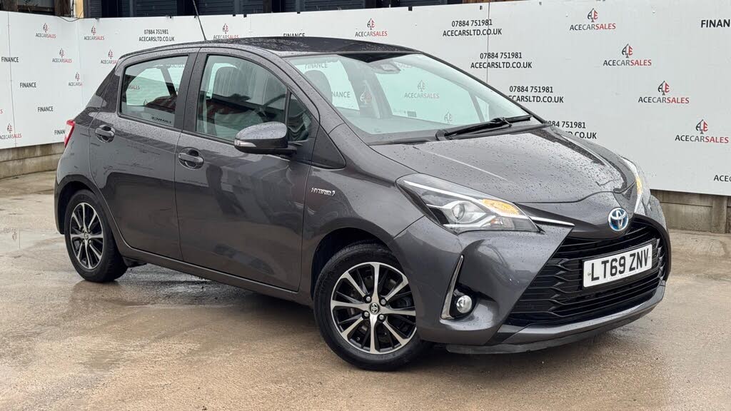 2019 Toyota Yaris 1.5 VVT-i Icon Tech (98bhp) Hybrid 1497cc E-CVT