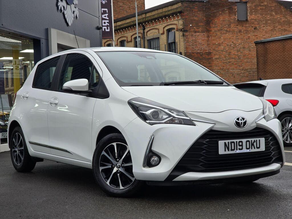 2019 Toyota Yaris 1.5 VVT-i Icon Tech (111bhp) 1496cc
