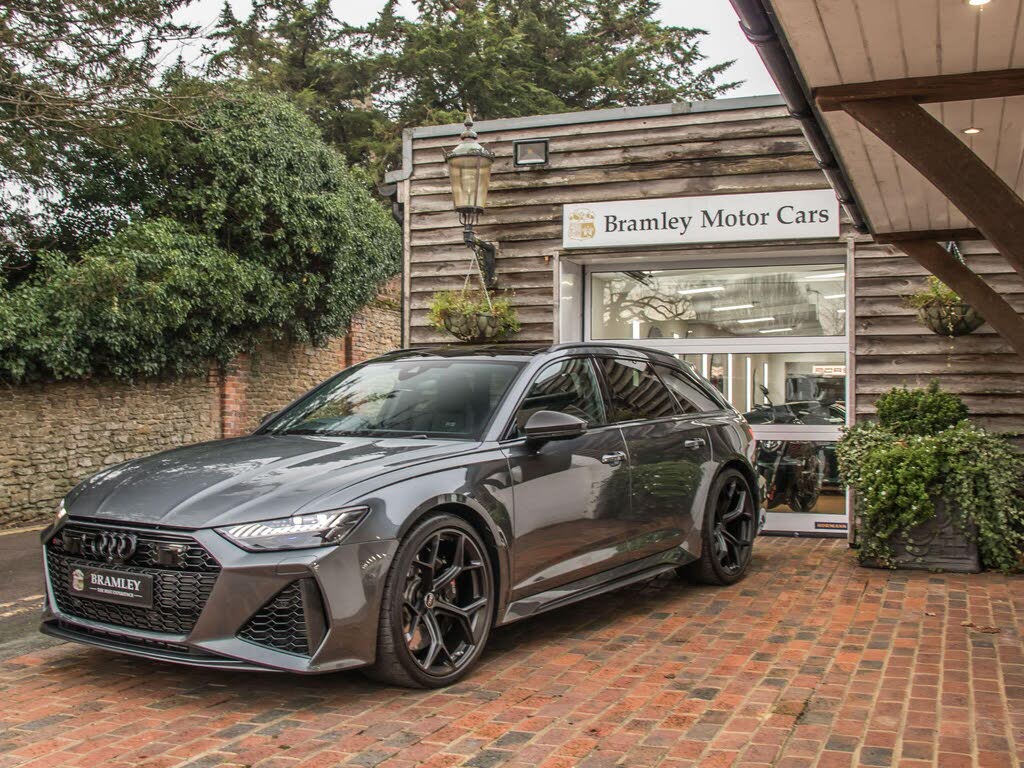 2024 Audi RS6 Avant 4.0 TFSI Performance Carbon Vorsprung (MHEV)
