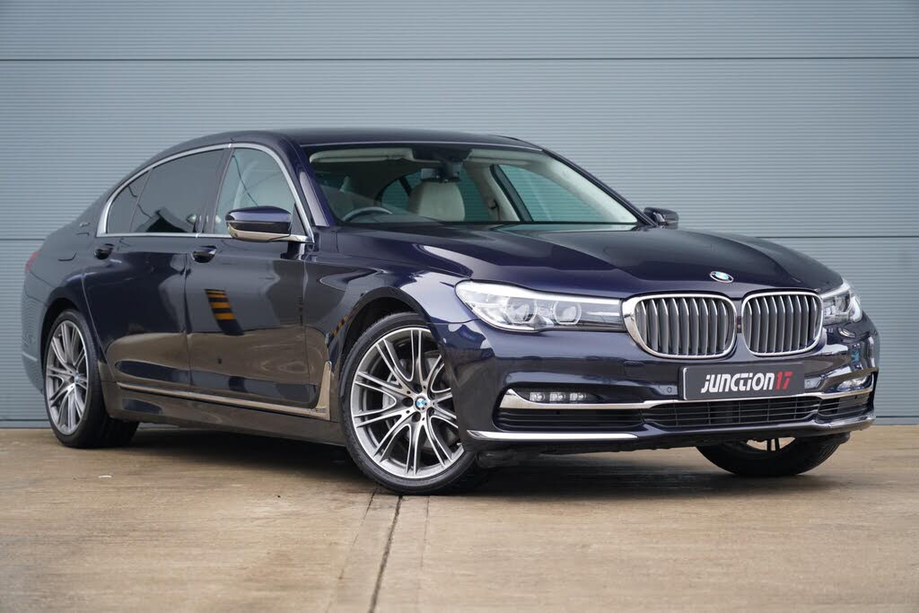 2018 BMW 7 Series 2.0 740Le Exclusive 1997cc