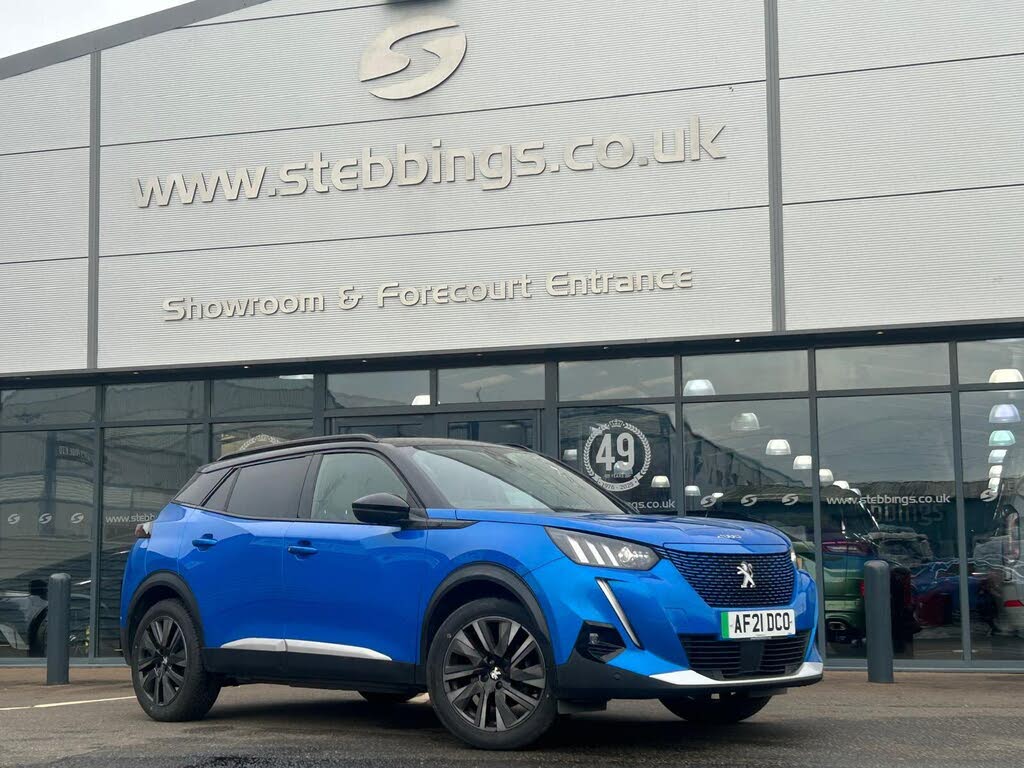 2021 Peugeot 2008 SUV E GT Premium