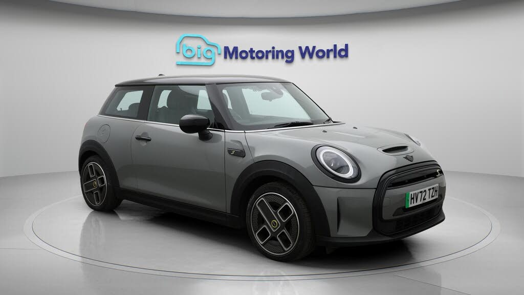 2022 MINI Mini E Cooper S 2)