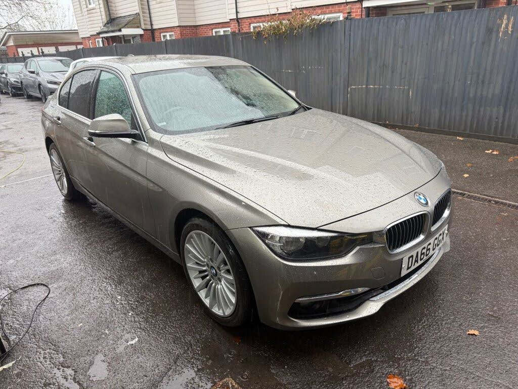 2016 BMW 3 Series 2.0TD 320d Luxury Saloon 4d Auto