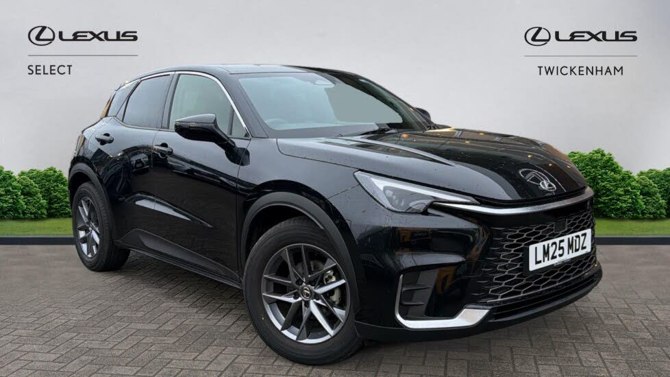 2025 Lexus LBX 1.5 Premium