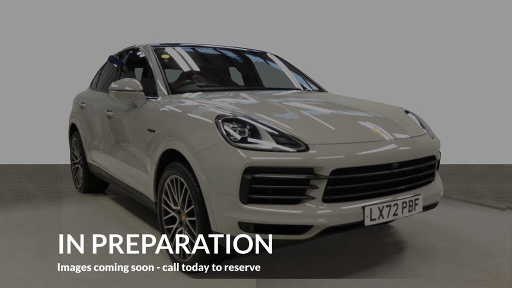 2022 Porsche Cayenne 3.0 V6 E-Hybrid Platinum Edition (340ps) Coupe