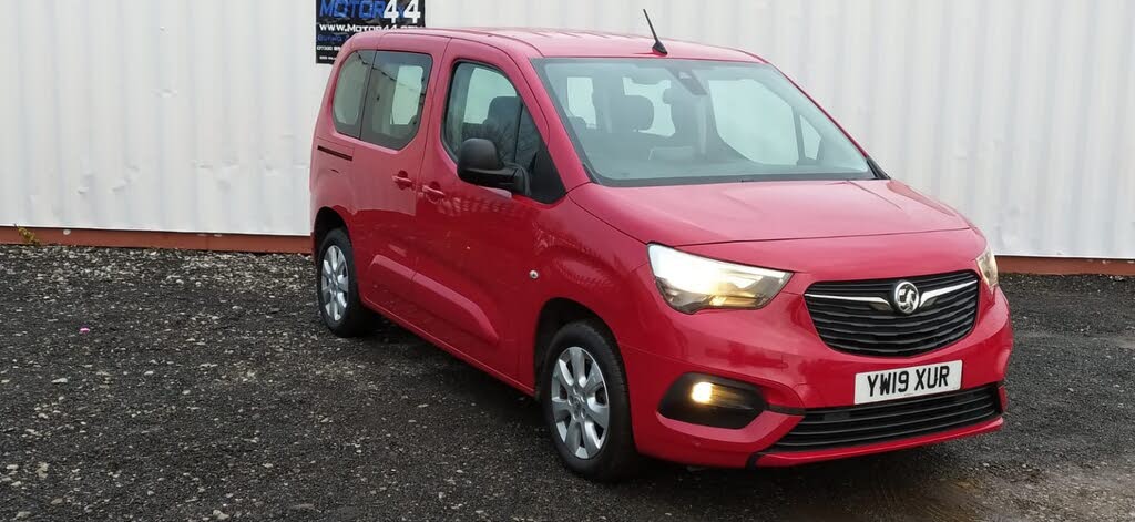 2019 Vauxhall Combo Life 1.5 Energy (130ps) Auto