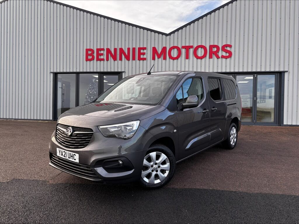 2021 Vauxhall Combo Life 1.5 SE XL (100ps)