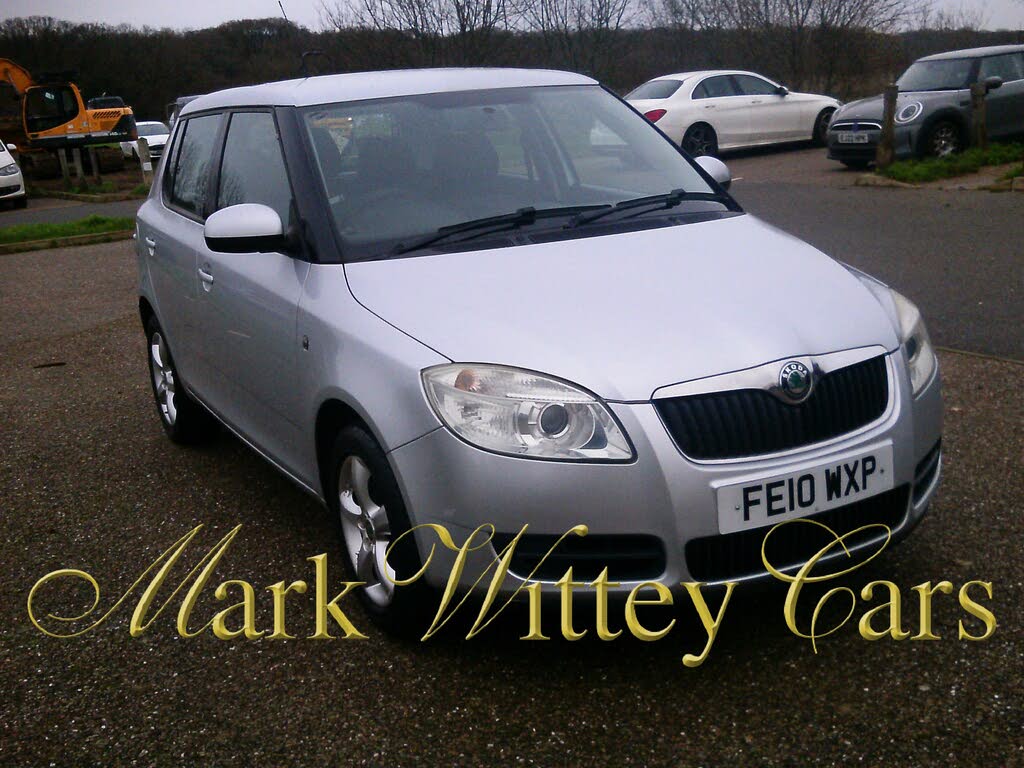 2010 Skoda Fabia 1.2 2 Hatchback