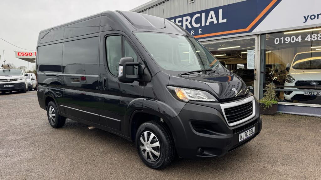 2020 Peugeot Boxer 2.2 BlueHDi Professional 335 L2 H2