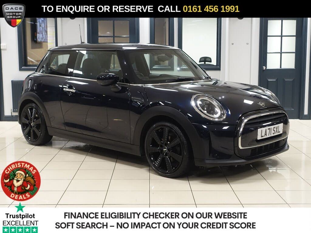 2022 MINI Mini 1.5 Cooper Exclusive Hatchback 3d
