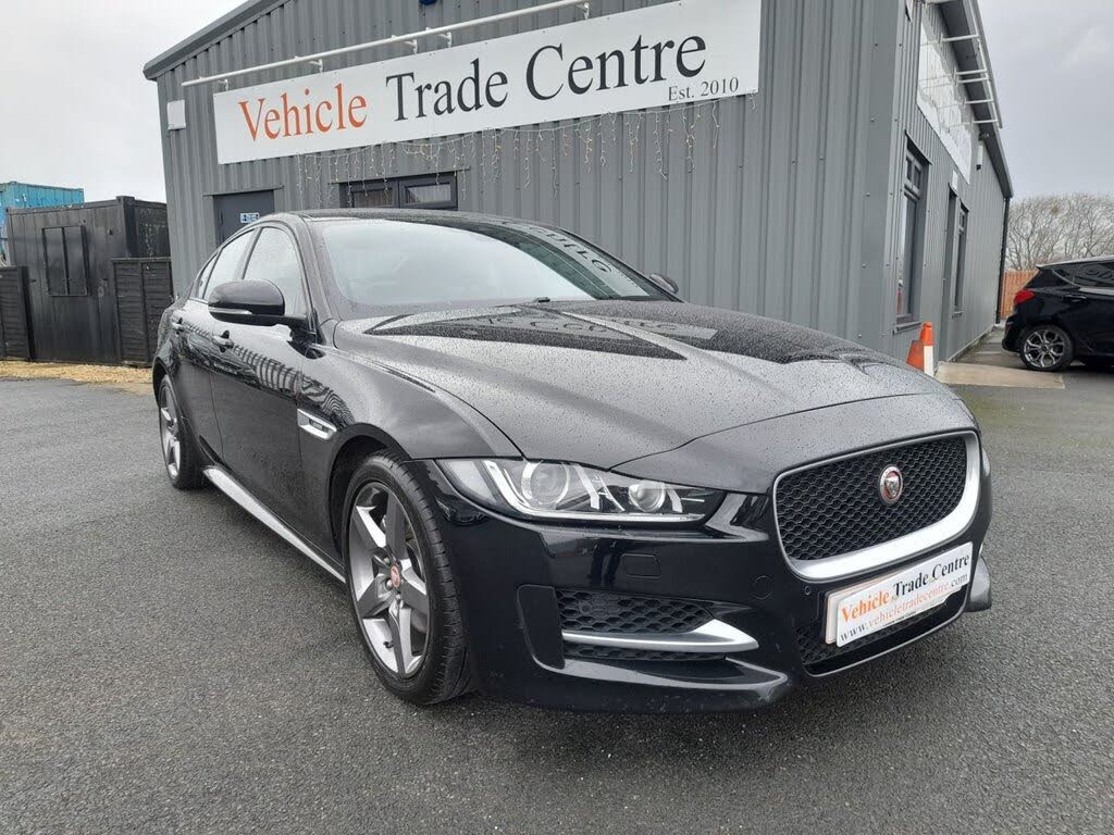 2015 Jaguar XE 2.0TD R-Sport (180ps) Auto