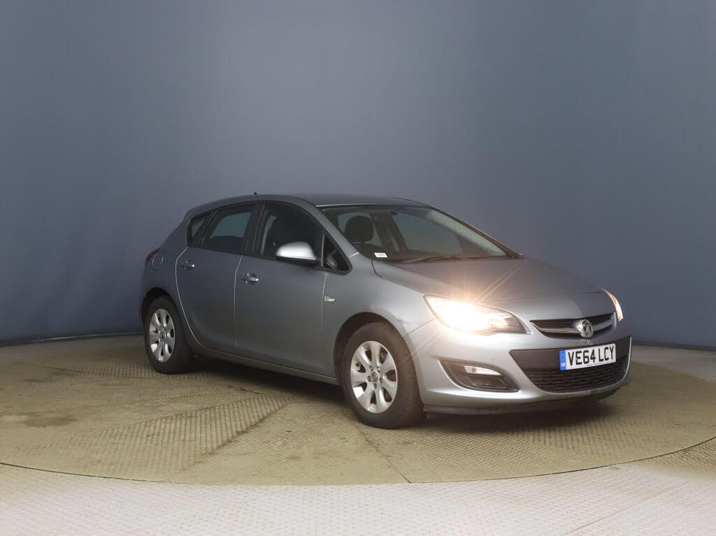 2015 Vauxhall Astra 1.6CDTi Design ecoFLEX (110ps) (s/s) Hatchback