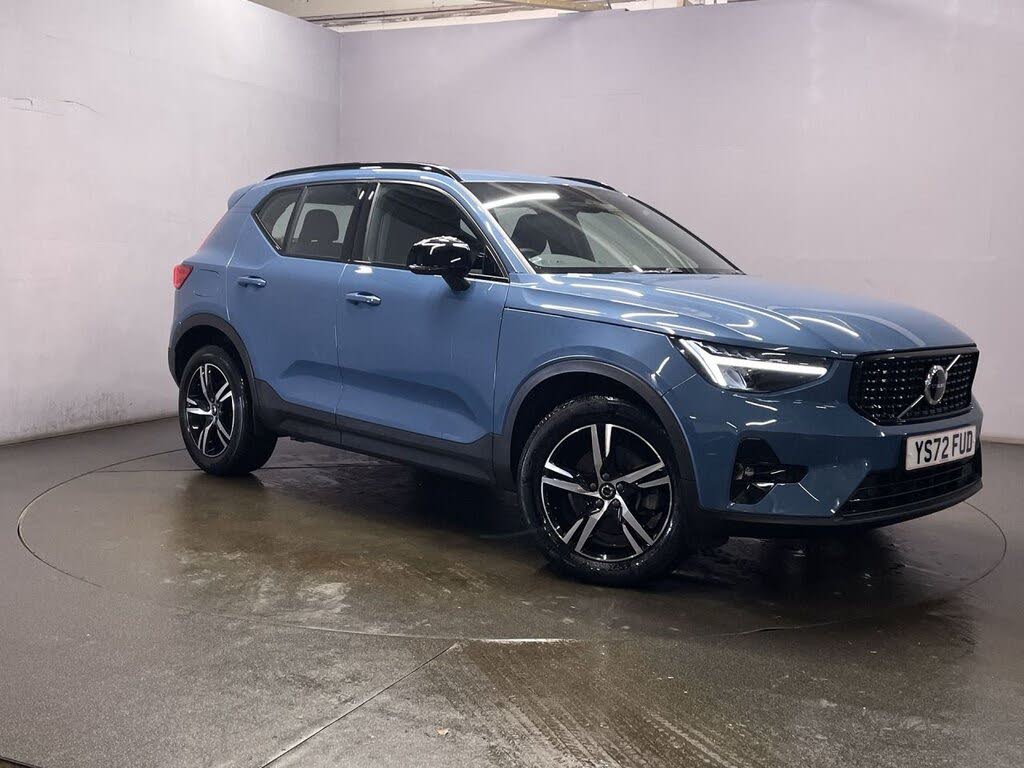 2022 Volvo XC40 2.0 B3 Plus