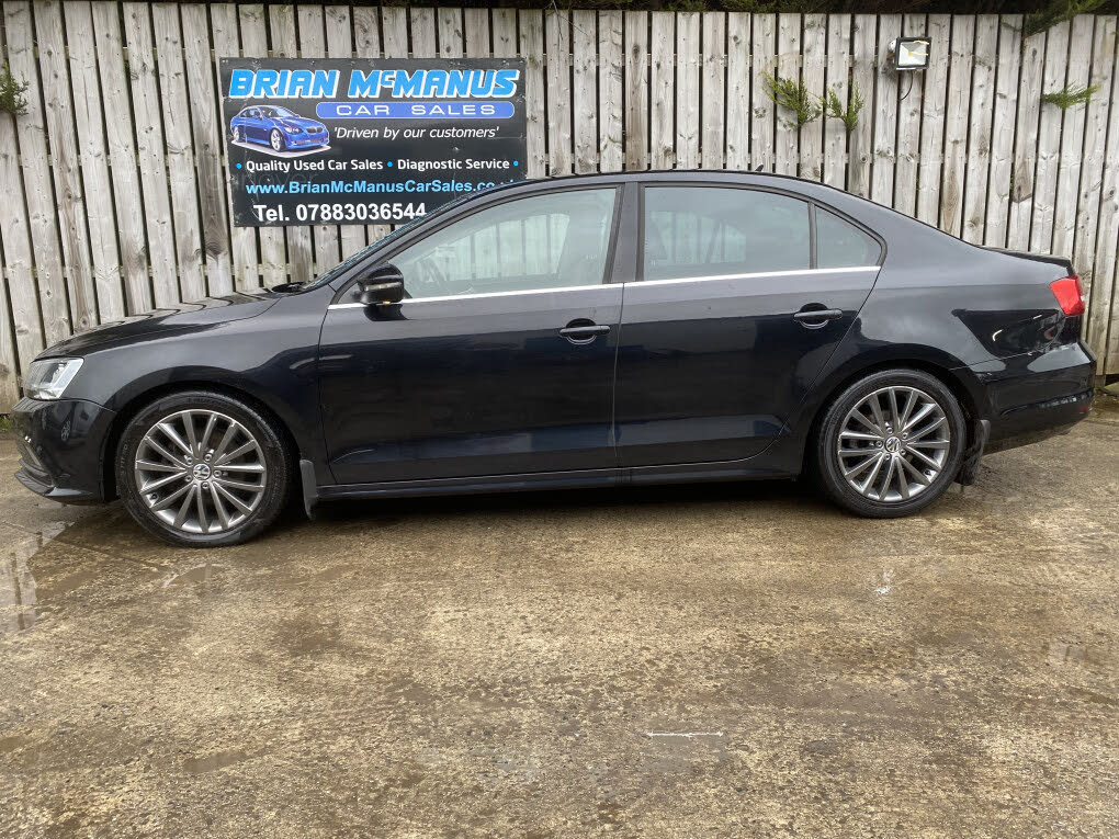 2015 Volkswagen Jetta 2.0TDI GT (110ps)