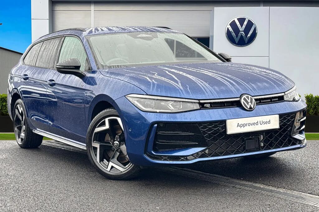 2025 Volkswagen Passat 1.5 TSI R-Line (204ps)