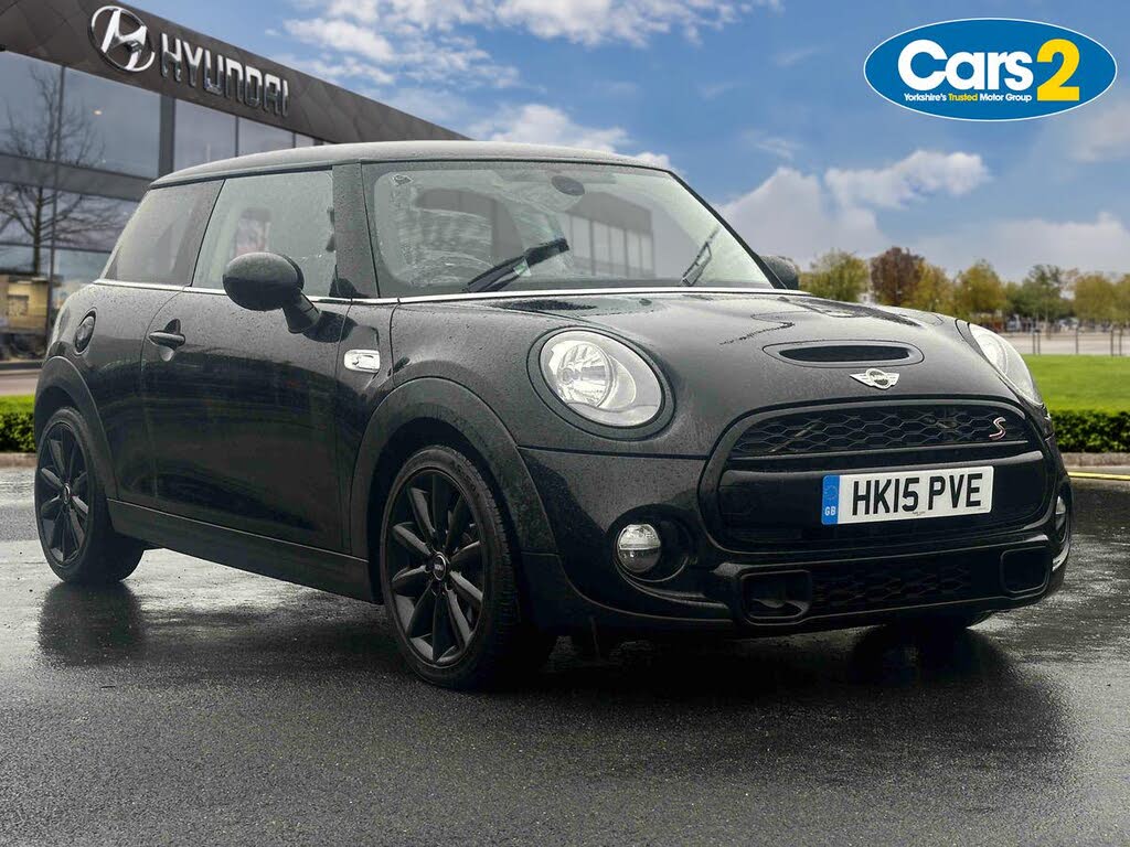 2015 MINI Mini 2.0 Cooper S 3d